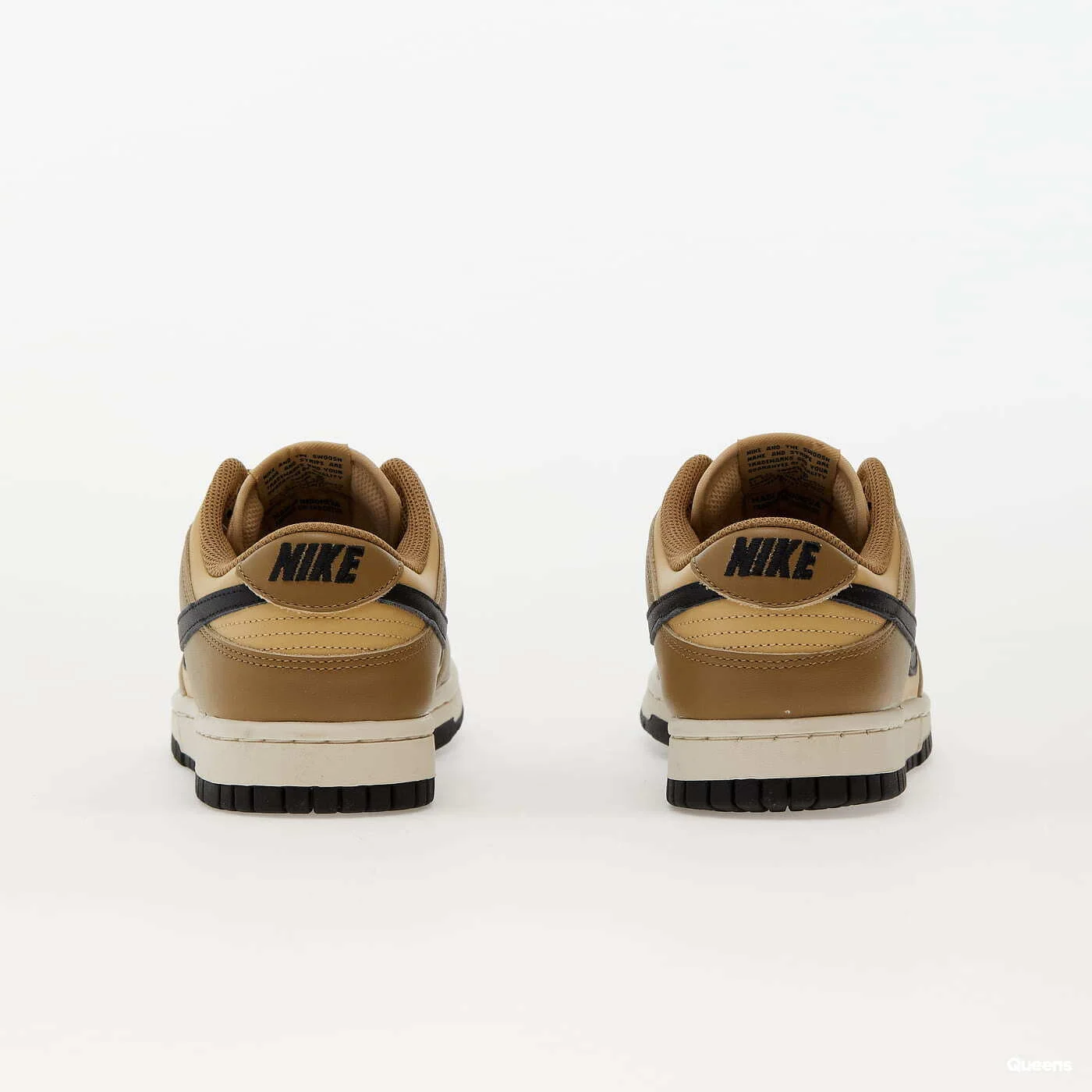 NIKE Dunk Low Sésamo
