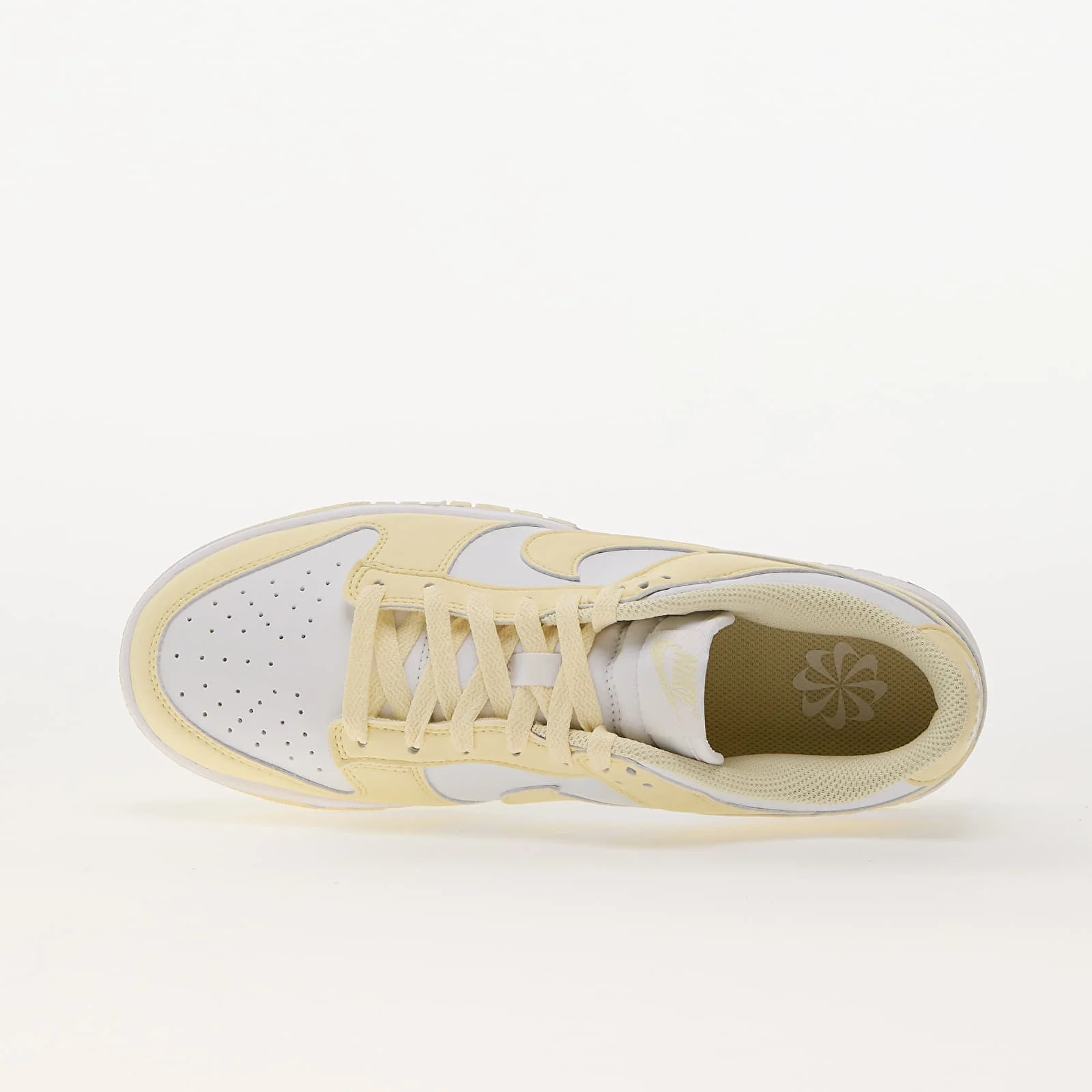 NIKE Dunk Low Yellow