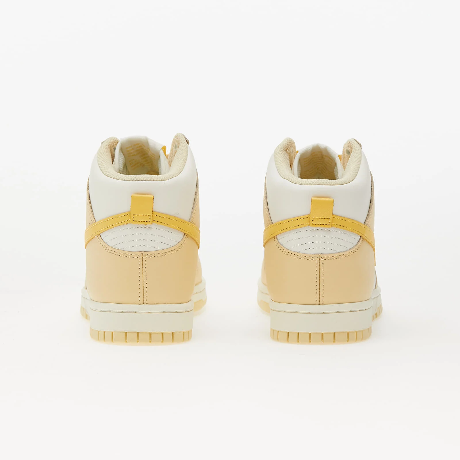 NIKE Dunk High Gold
