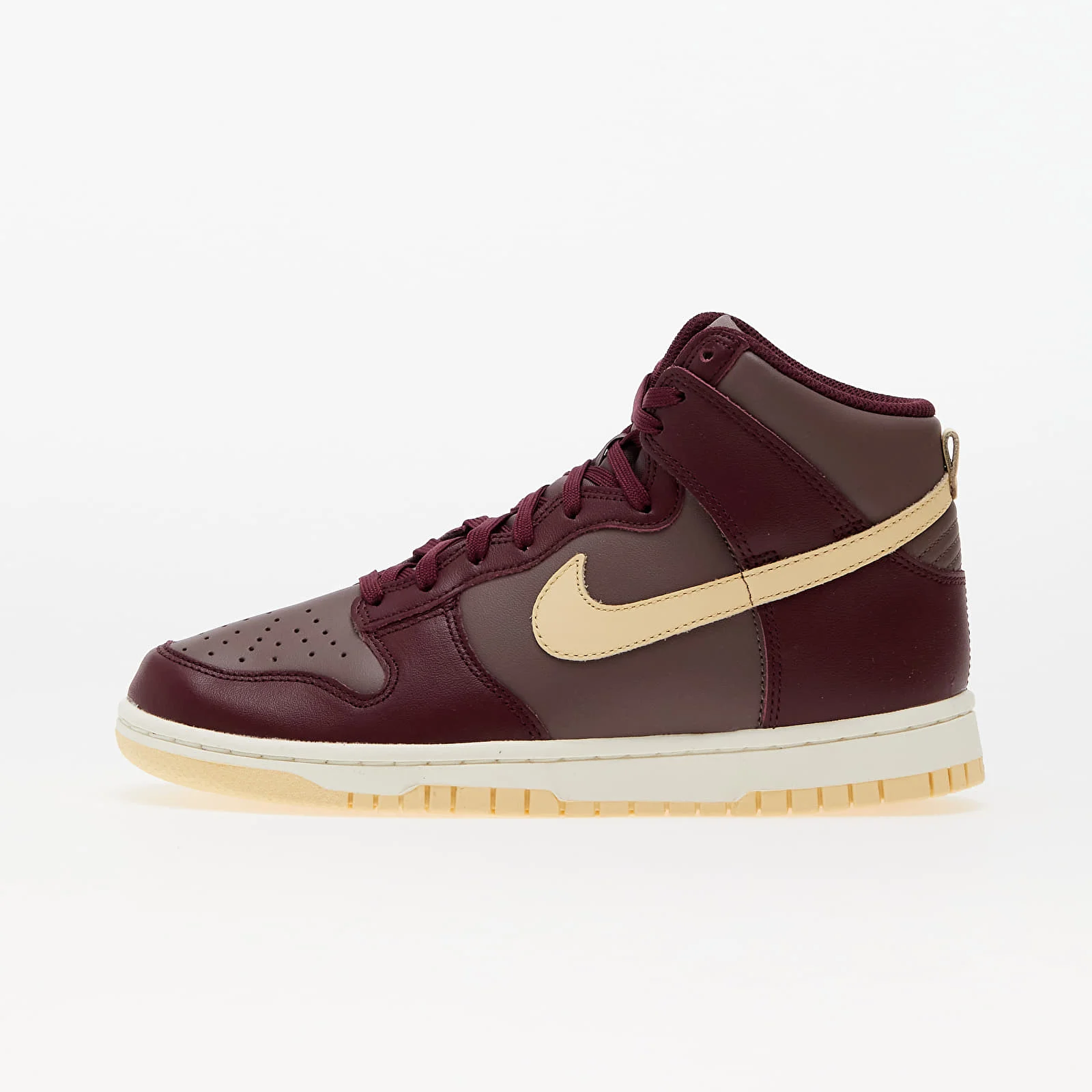 NIKE Dunk High Vainilla Night
