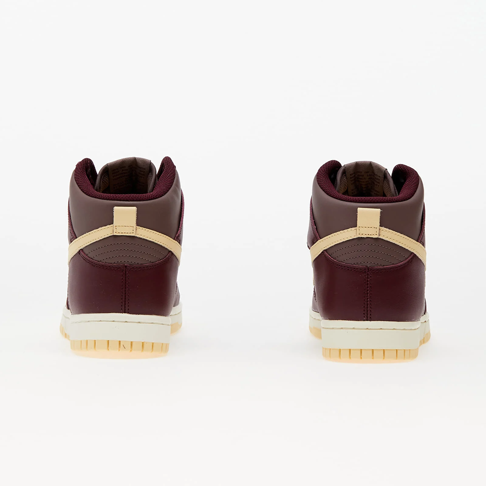 NIKE Dunk High Vainilla Night