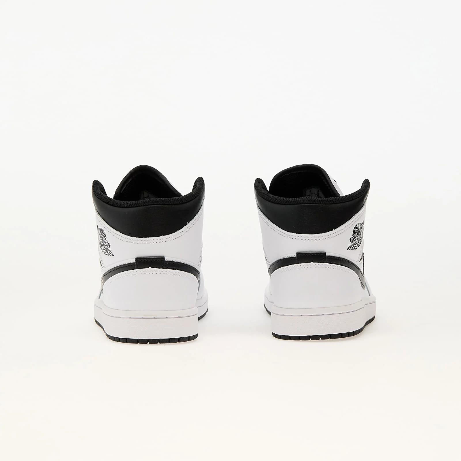 NIKE Air Jordan High White&Black