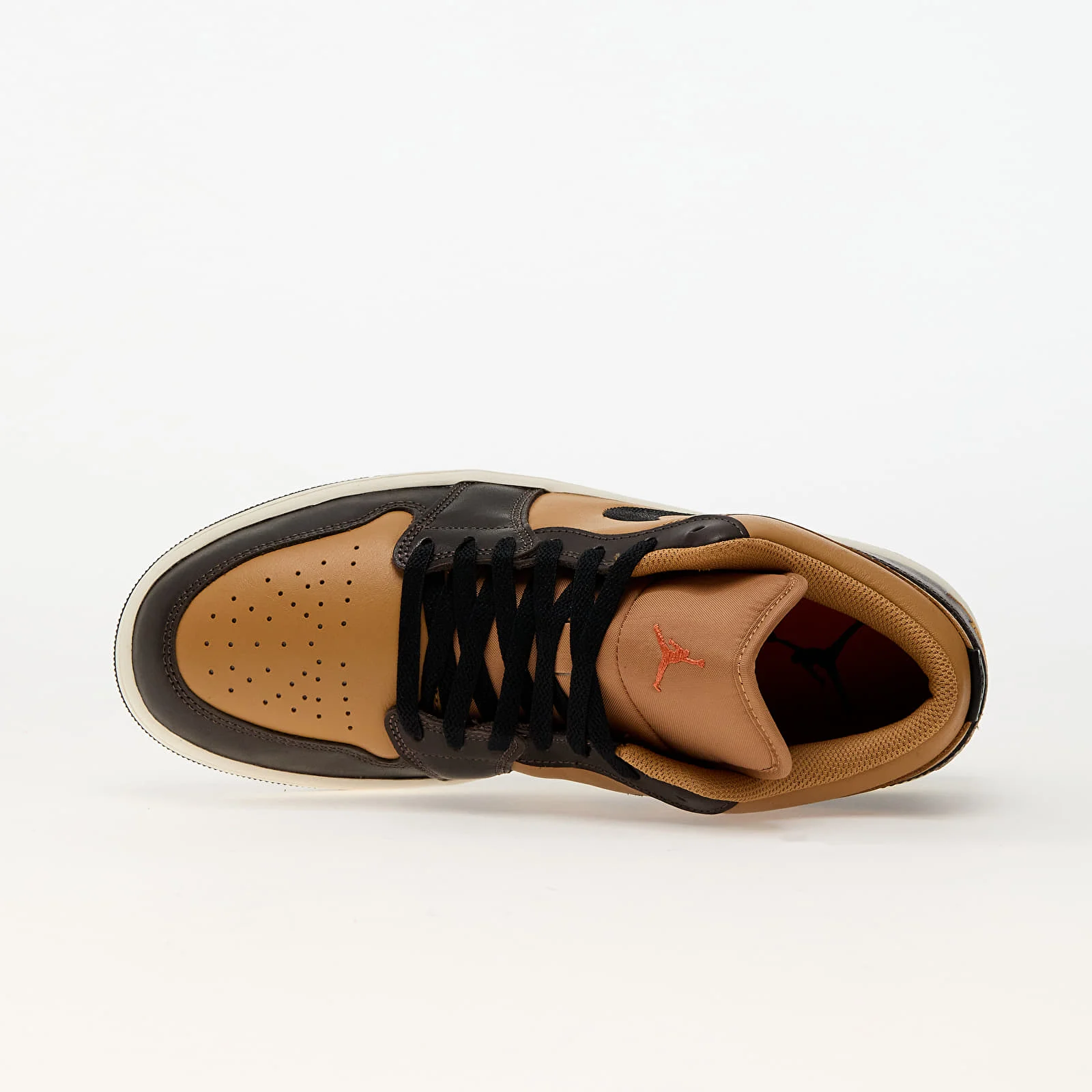 NIKE Air Jordan Low Brown