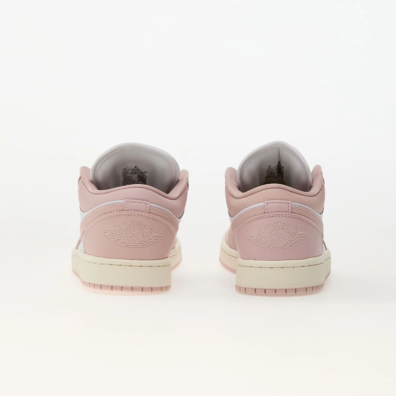 NIKE Air Jordan Low Pink