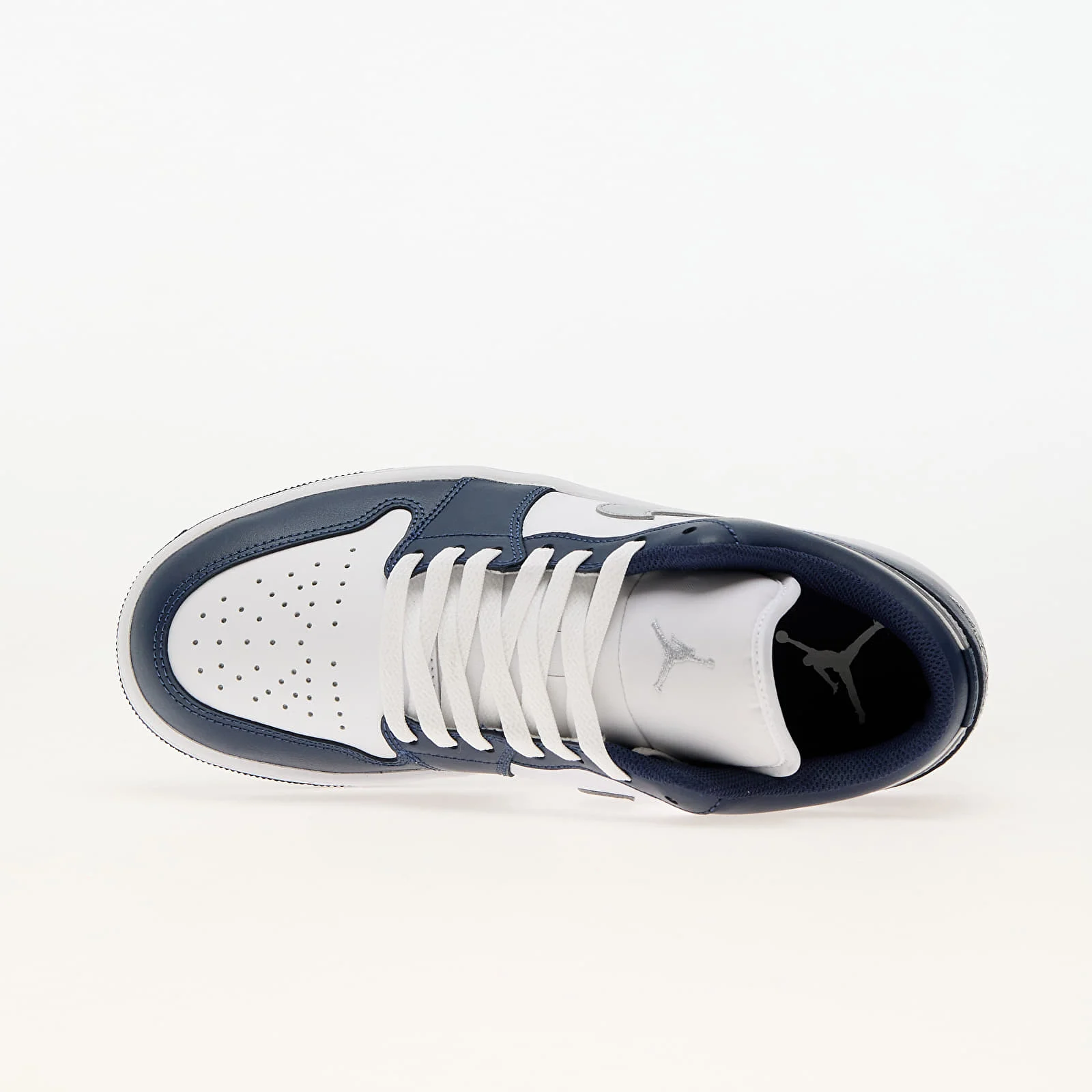 NIKE Air Jordan Low Wolf
