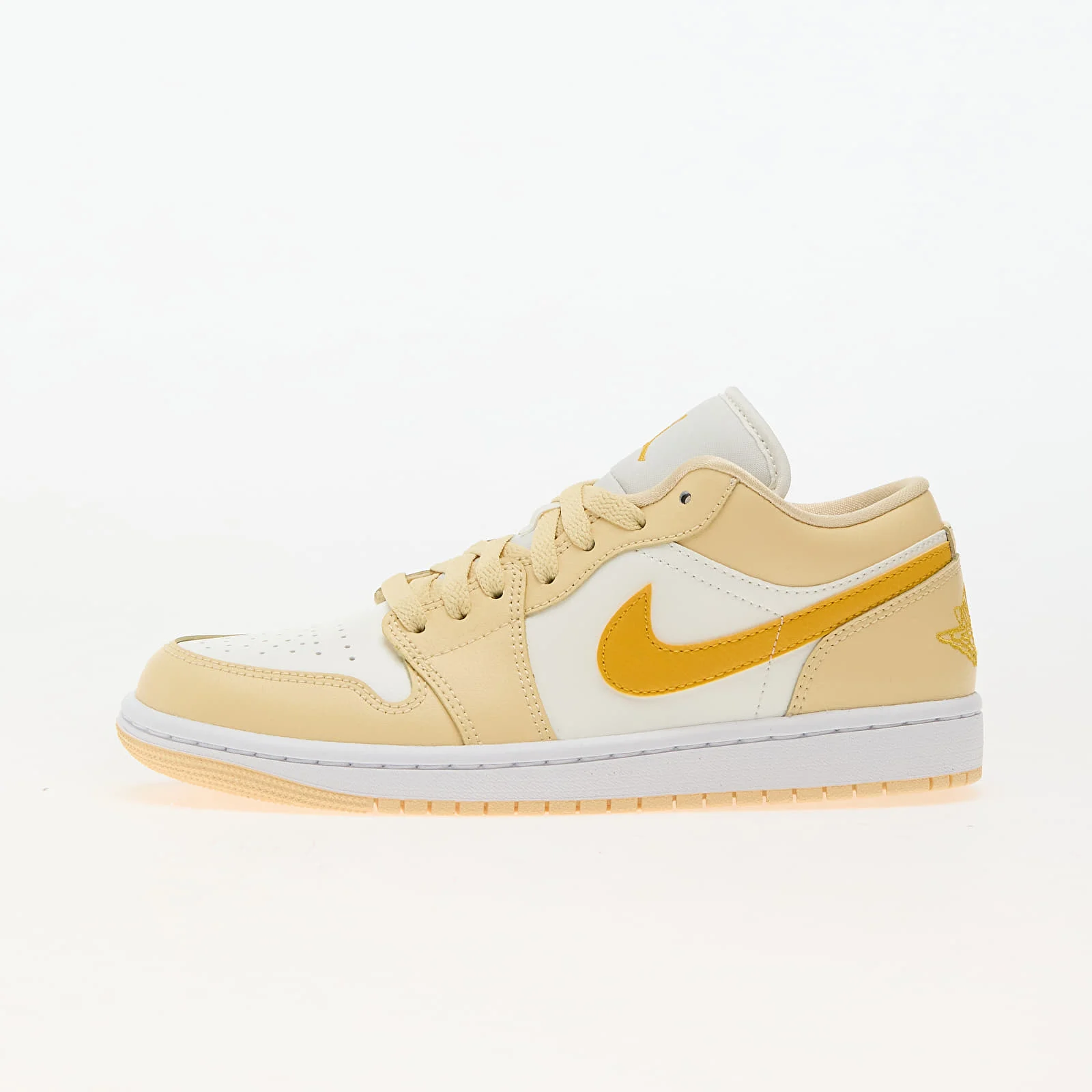 NIKE Air Jordan Low Gold