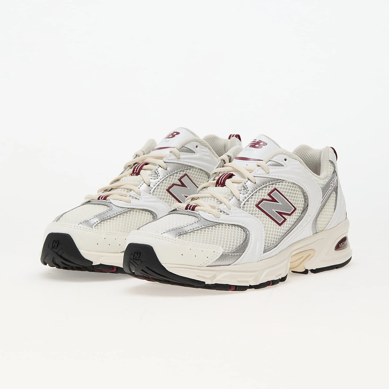 NEW BALANCE 530 