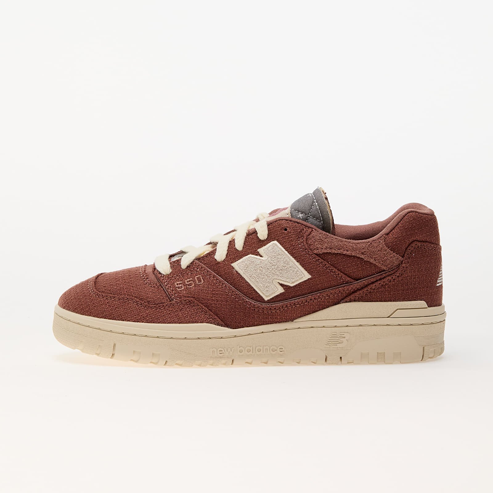 NEW BALANCE 550