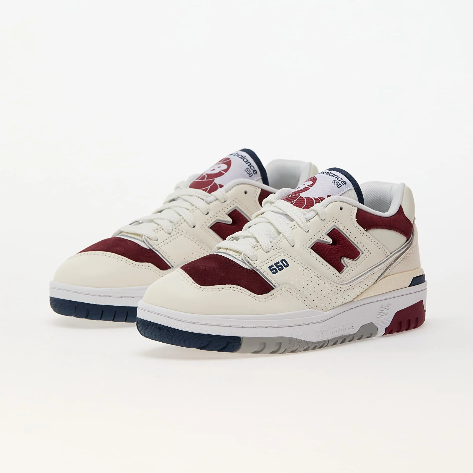 NEW BALANCE 550
