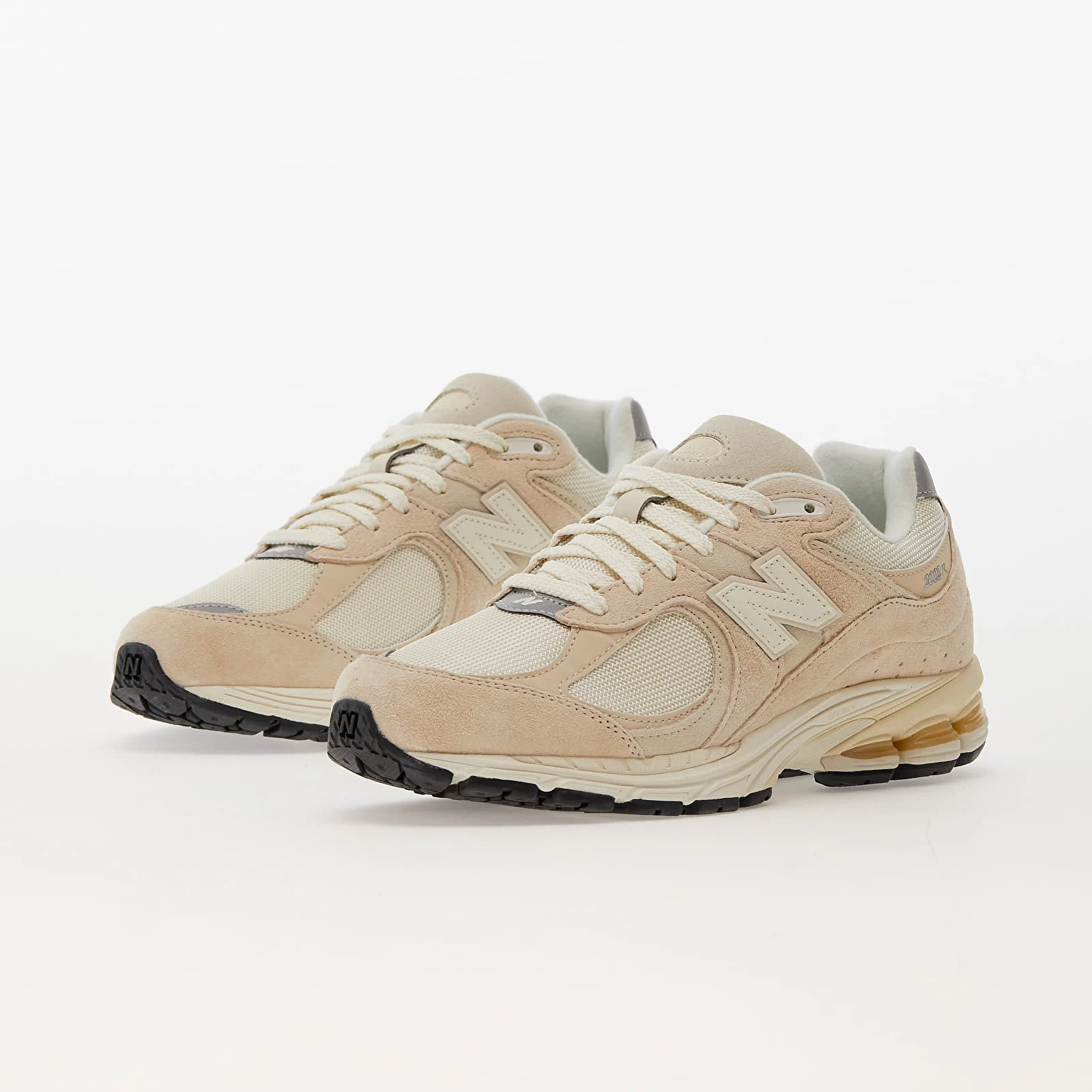 NEW BALANCE 2002r