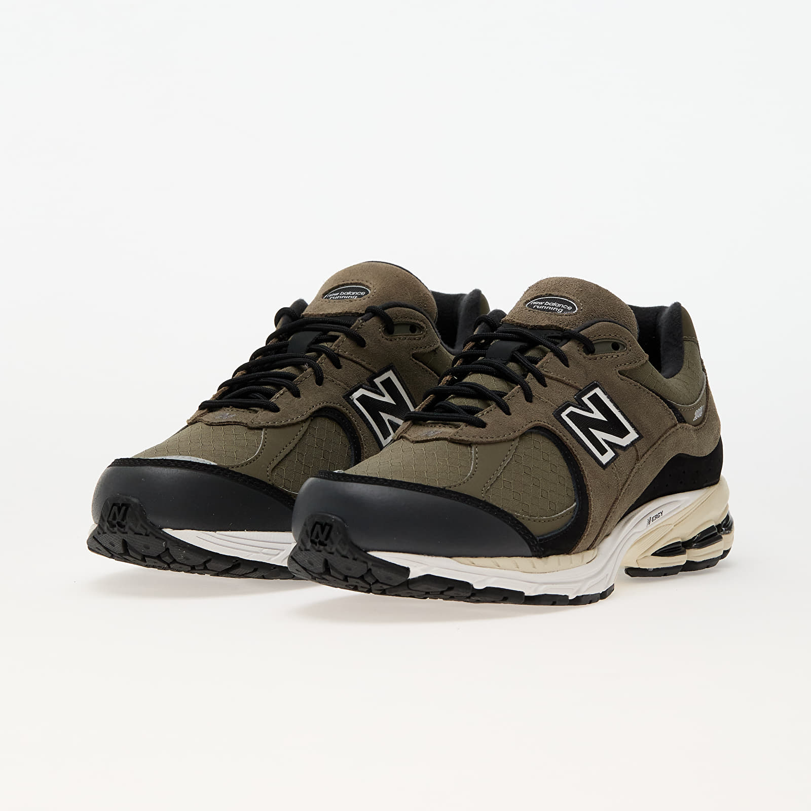 NEW BALANCE 2002r
