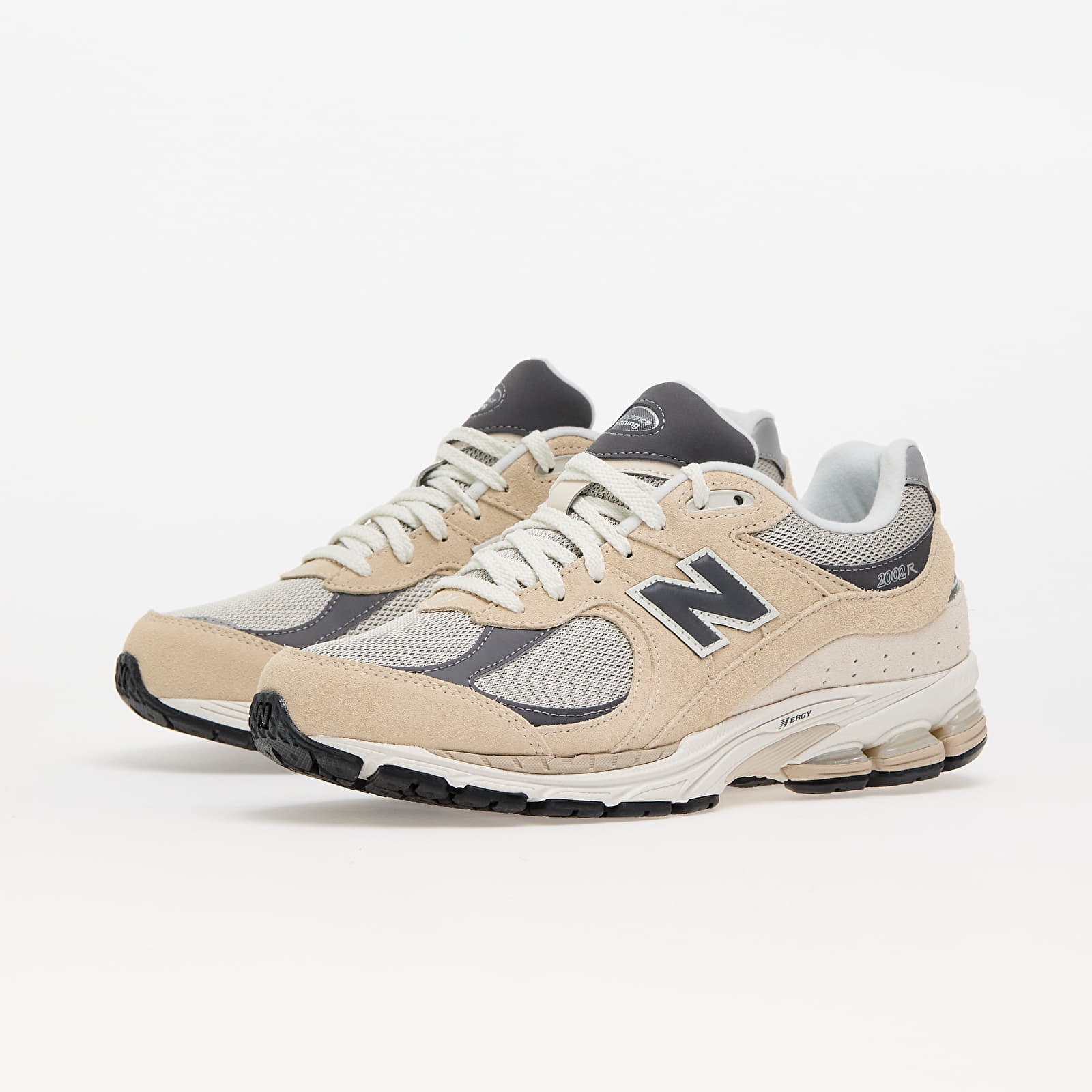 NEW BALANCE 2002r