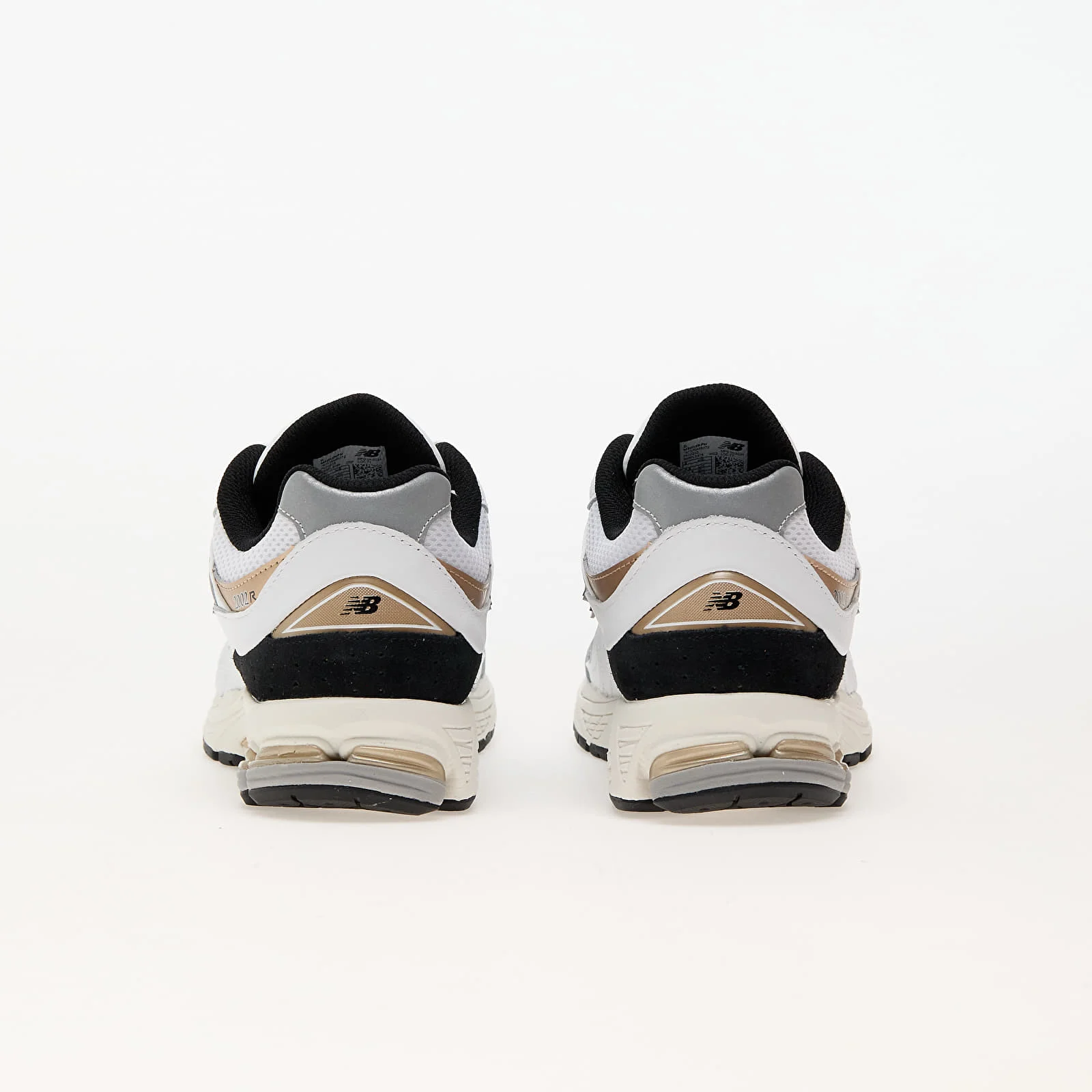 NEW BALANCE 2002r