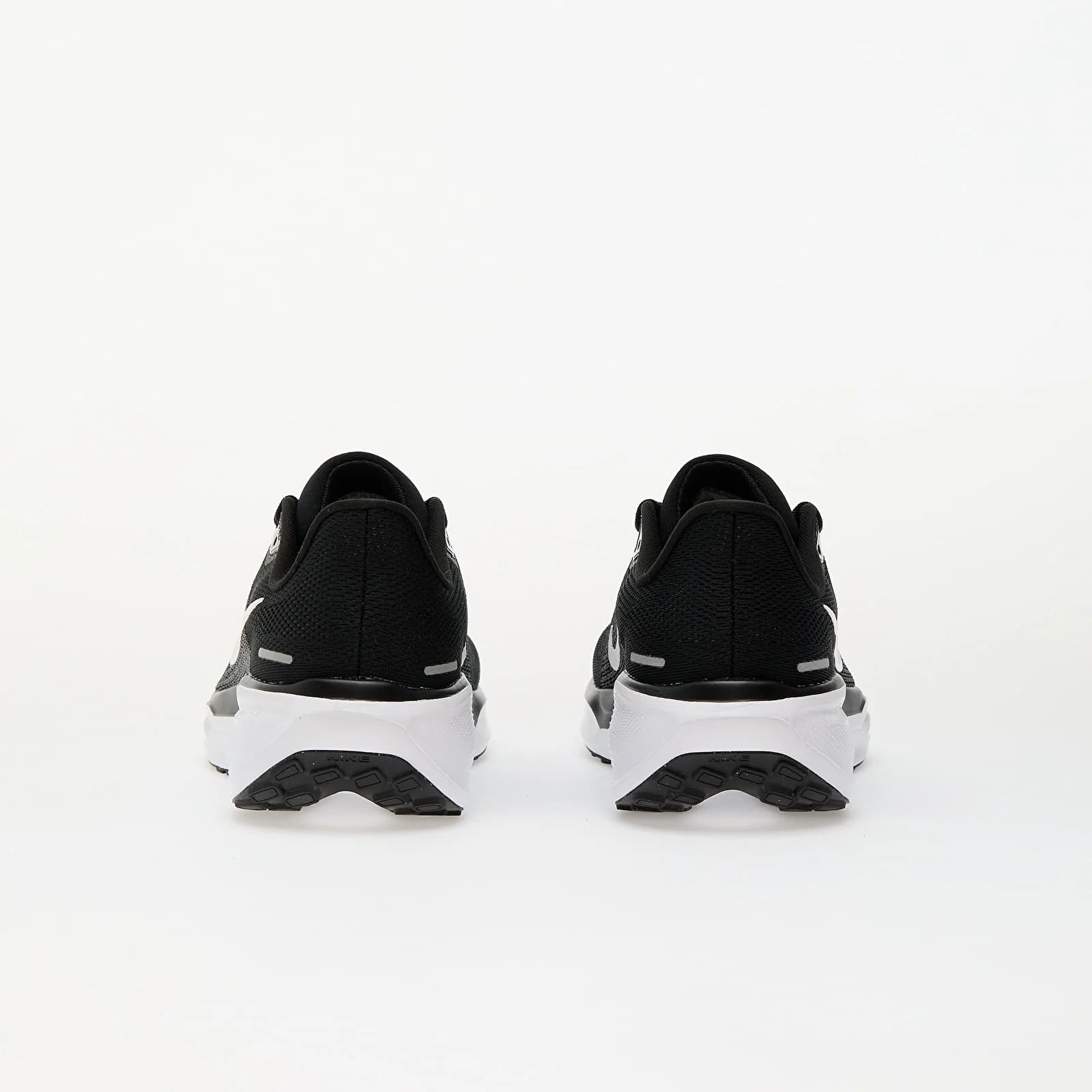 NIKE Air Zoom Pegasus 41