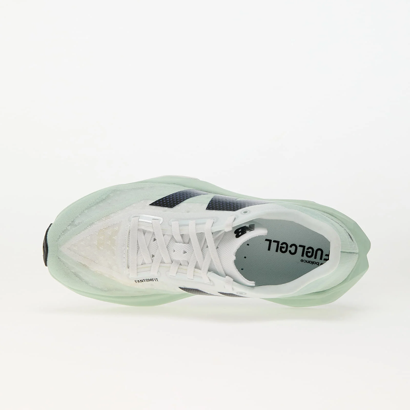 NEW BALANCE FuelCell Rebel v4