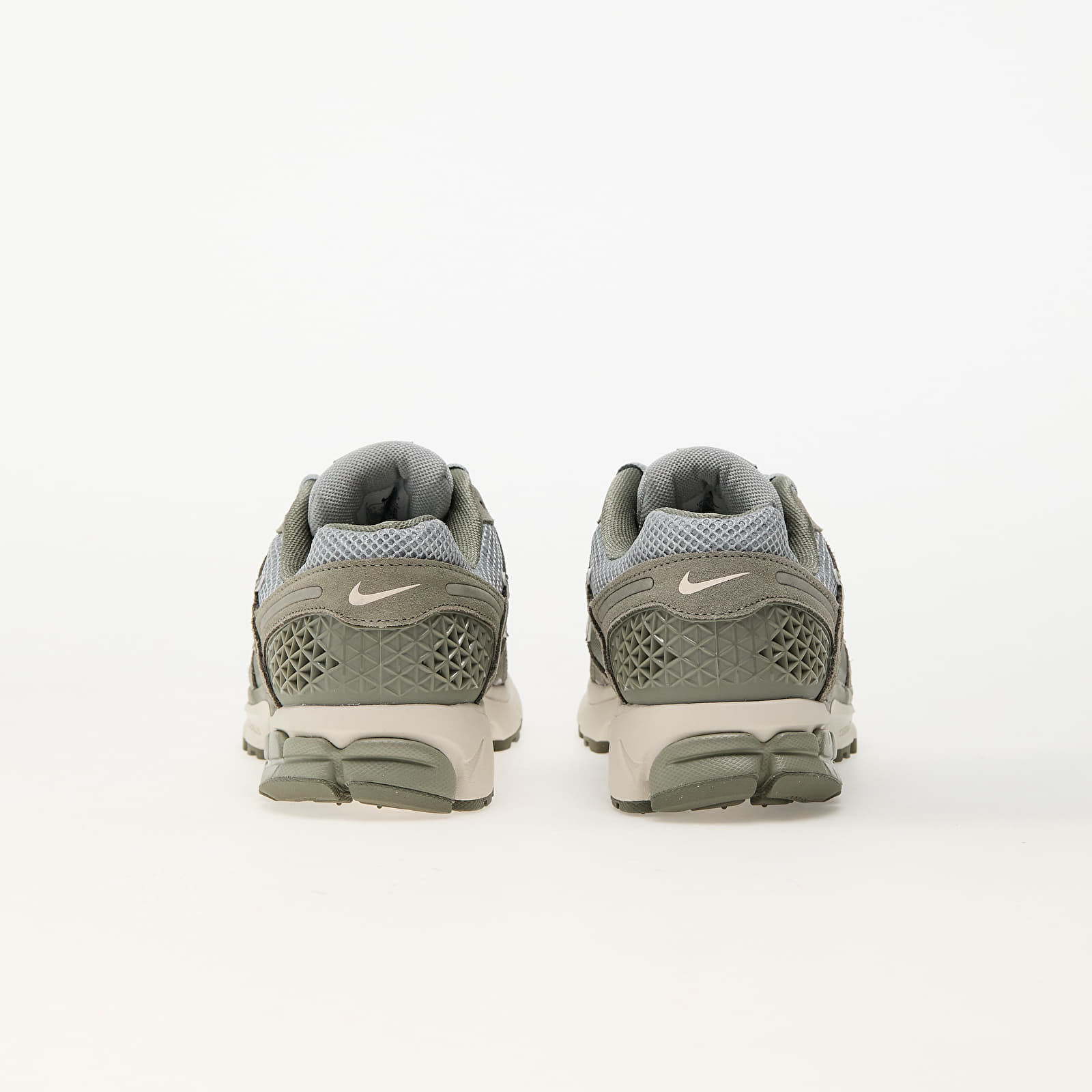 Nike Zoom Vomero 5