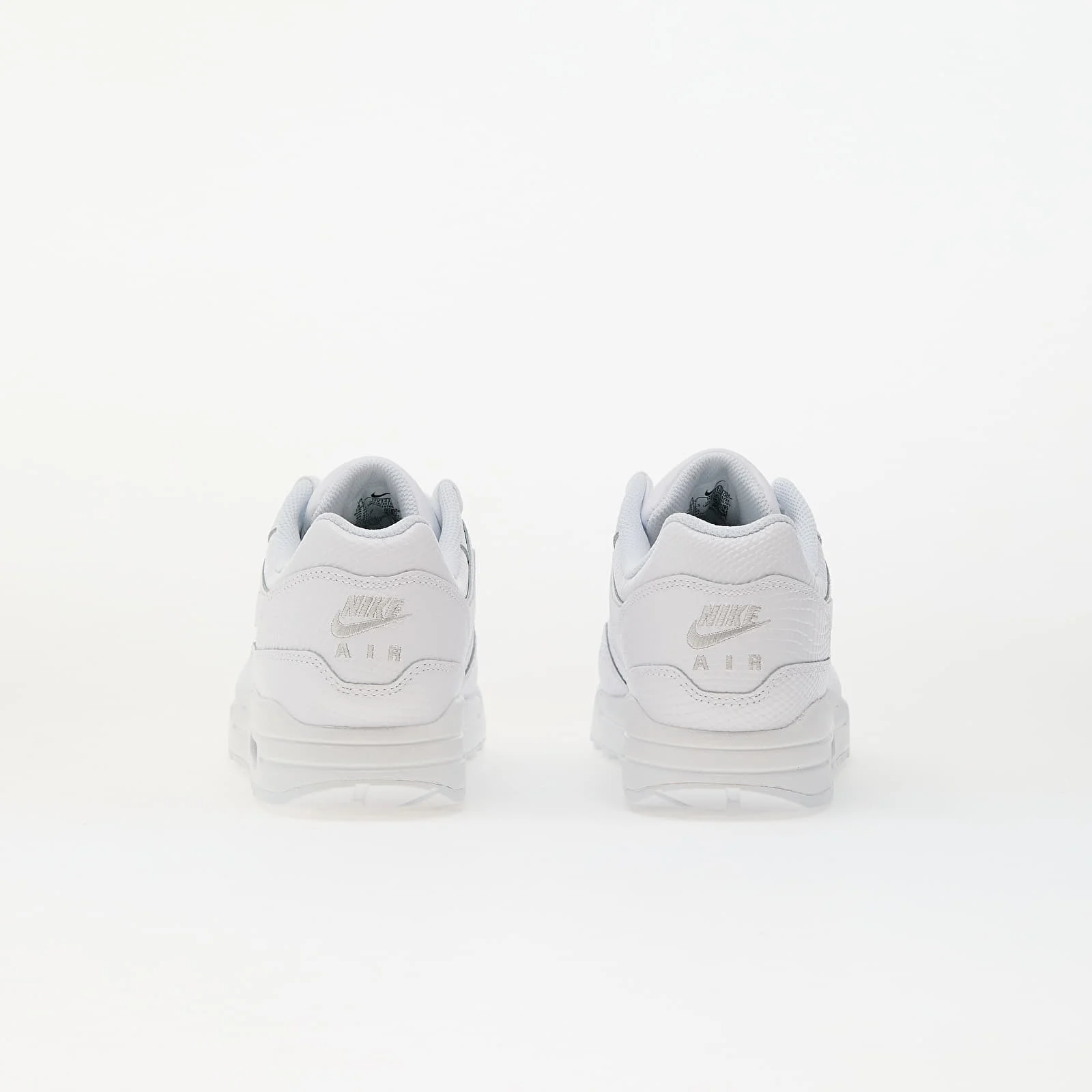 NIKE Air Max 1
