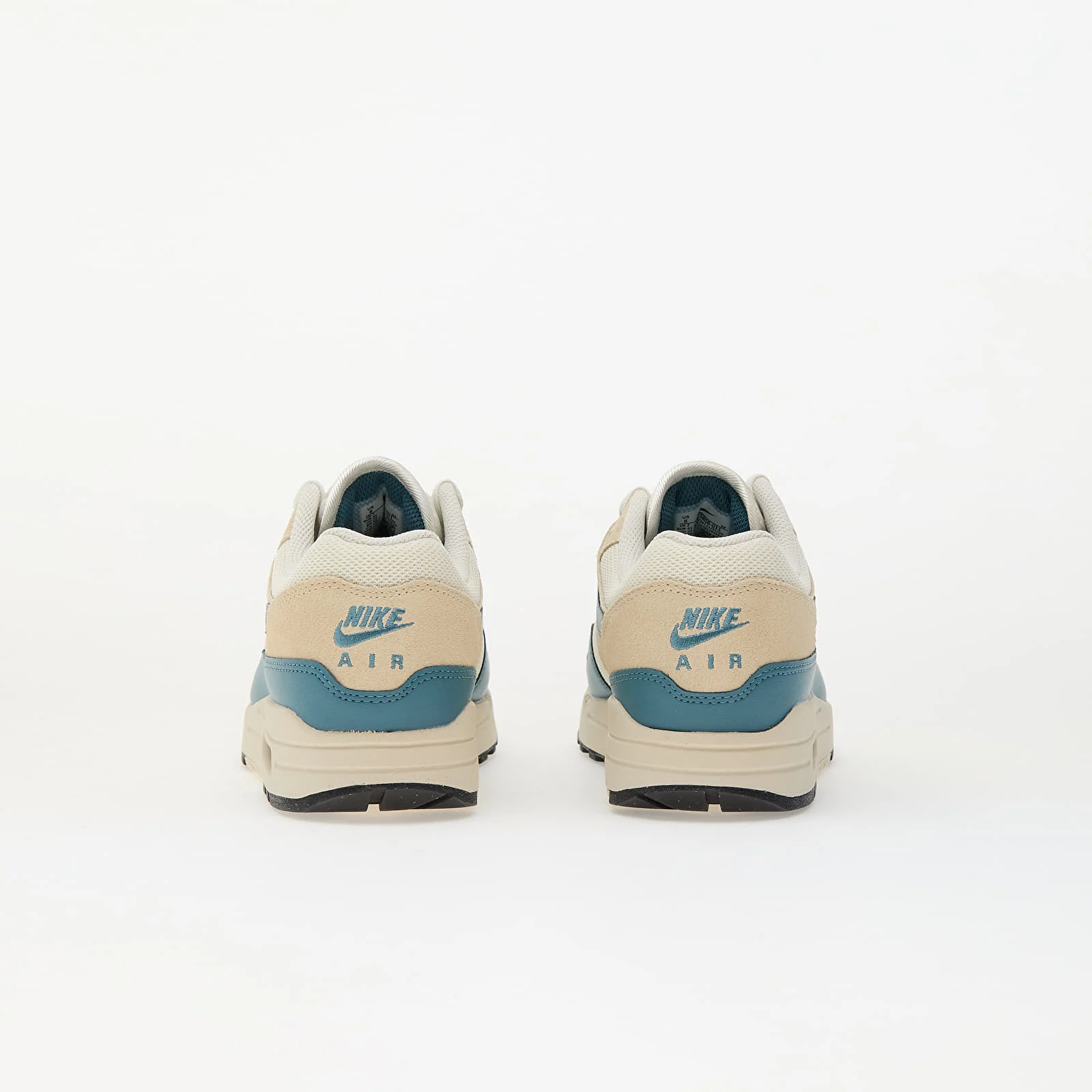NIKE Air Max 1