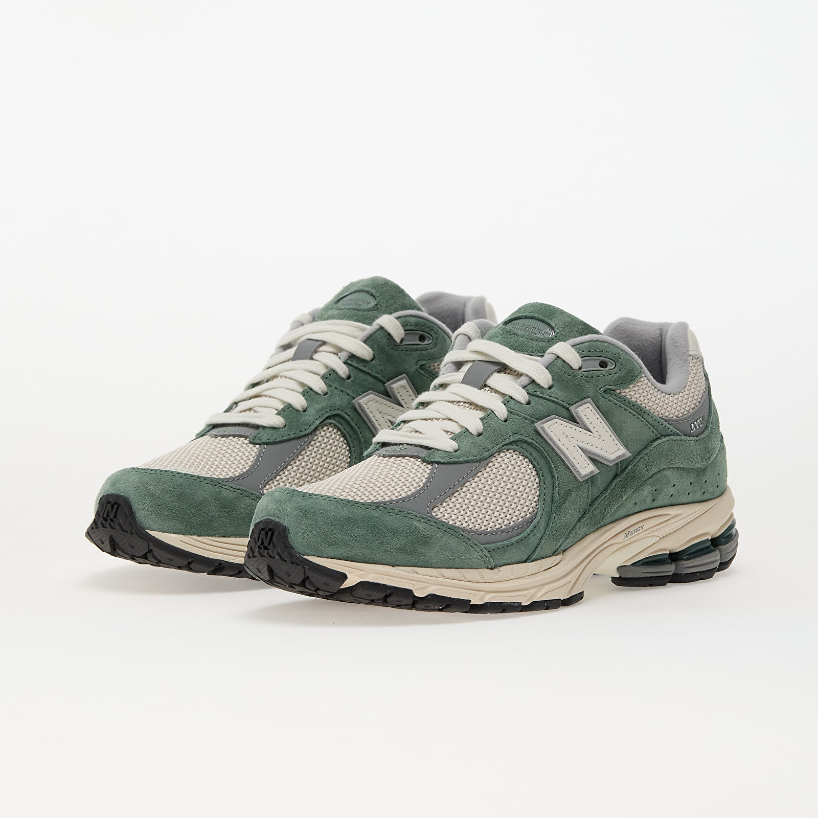 NEW BALANCE 2002r
