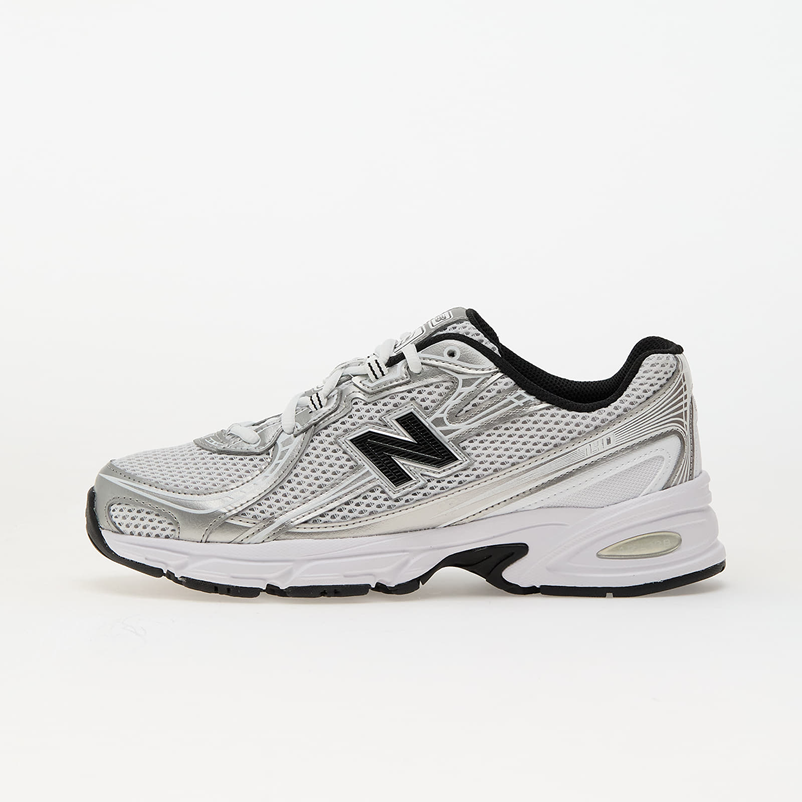 NEW BALANCE 740