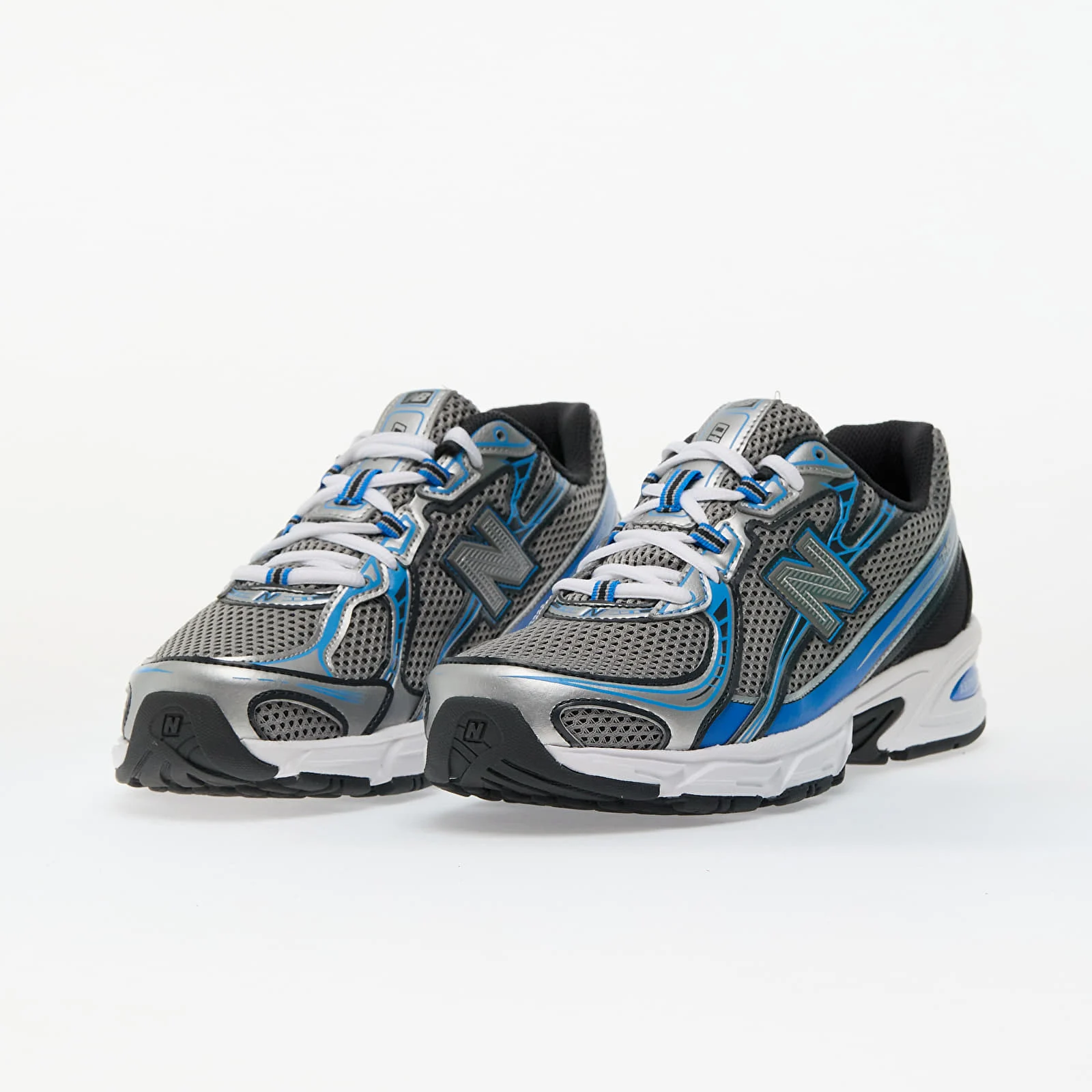 NEW BALANCE 740