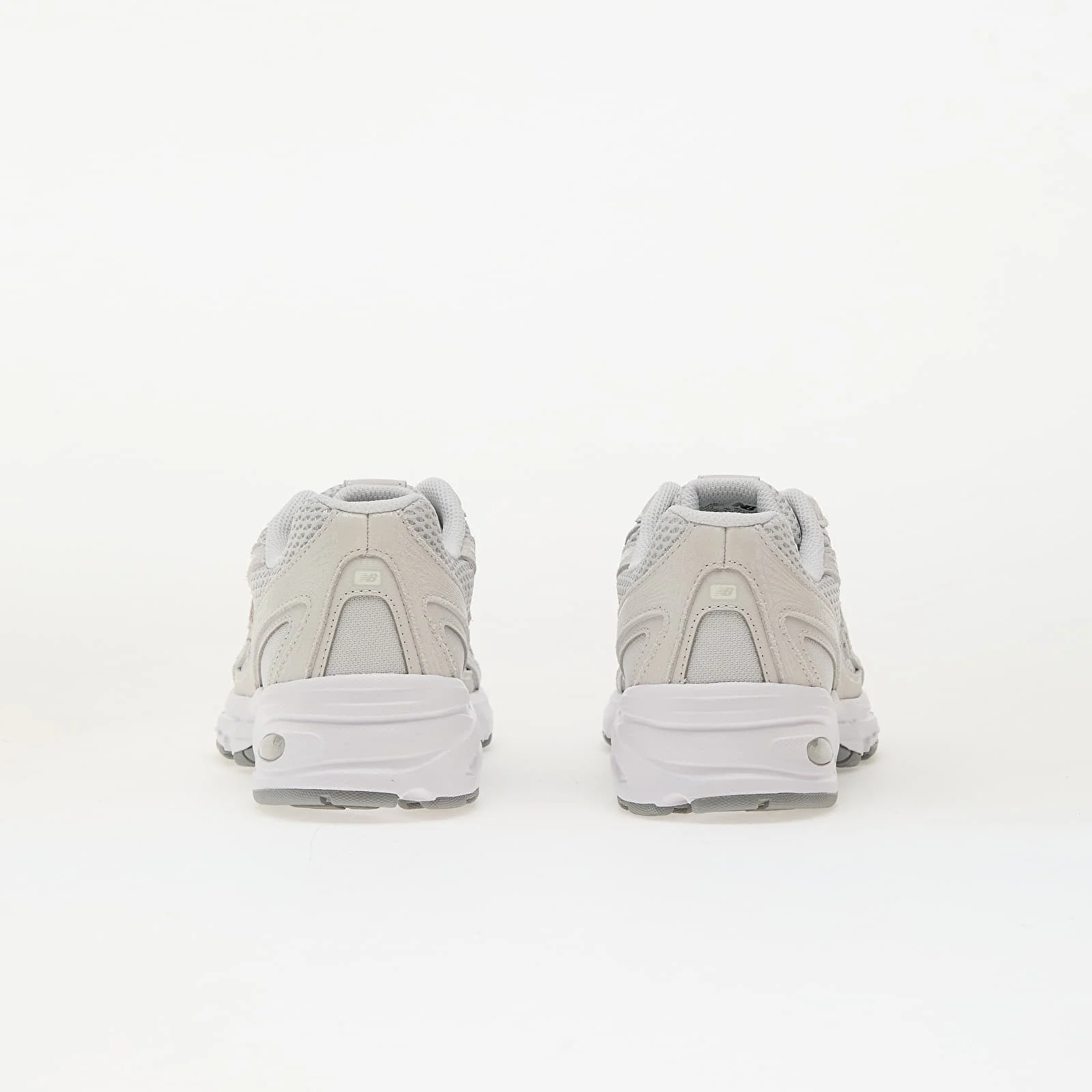 NEW BALANCE 740