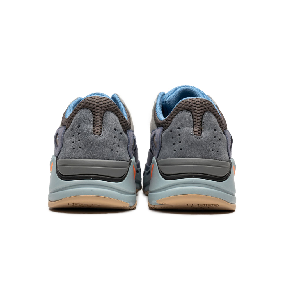 YEEZY Boost 700