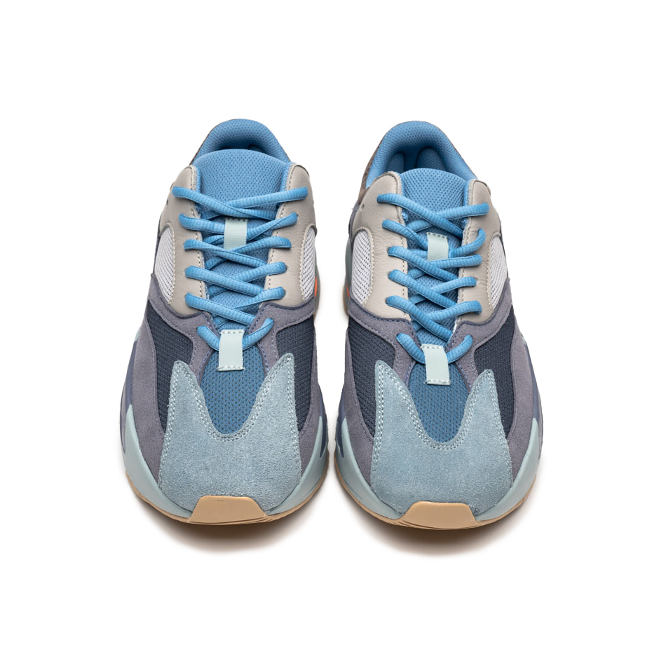 YEEZY Boost 700