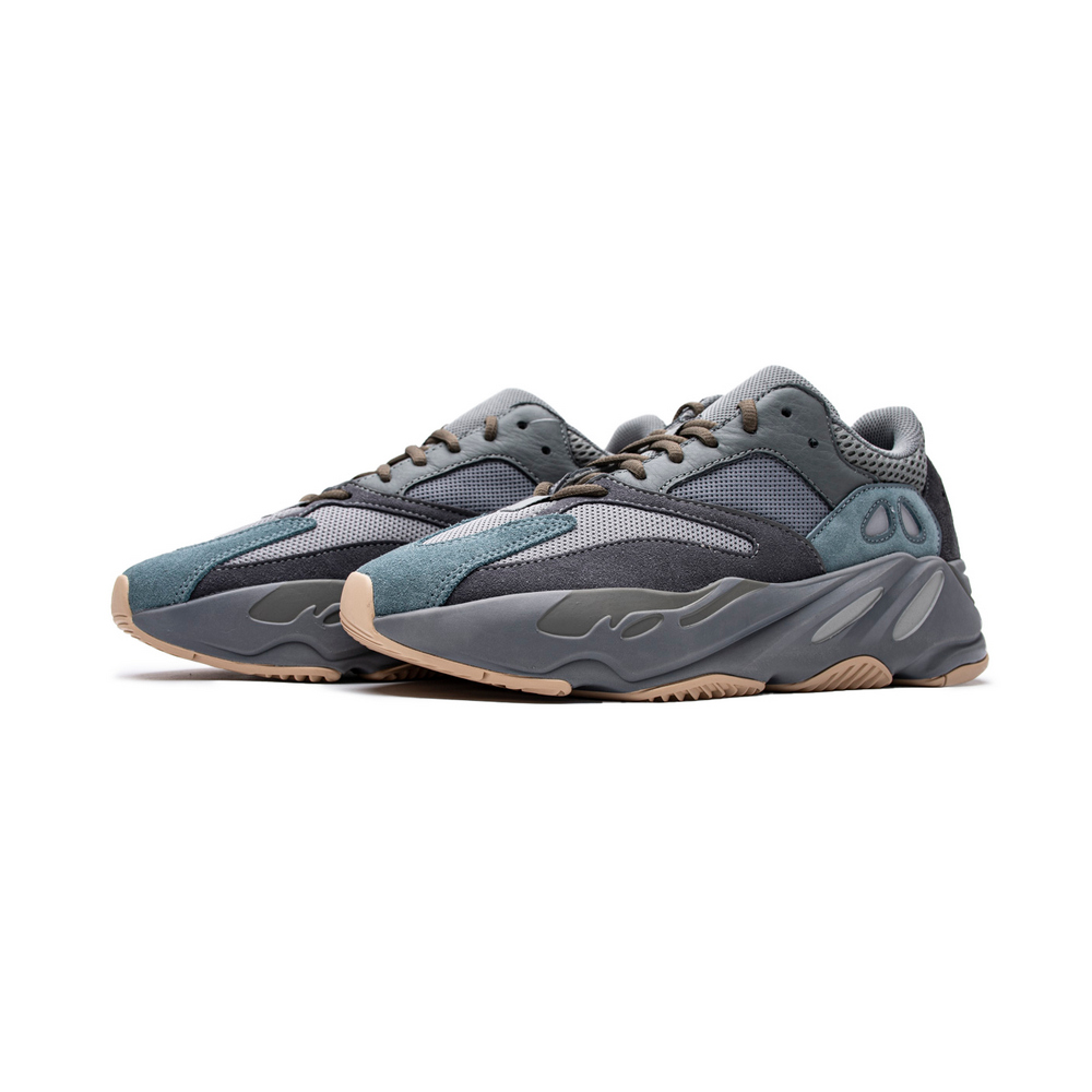 YEEZY Boost 700