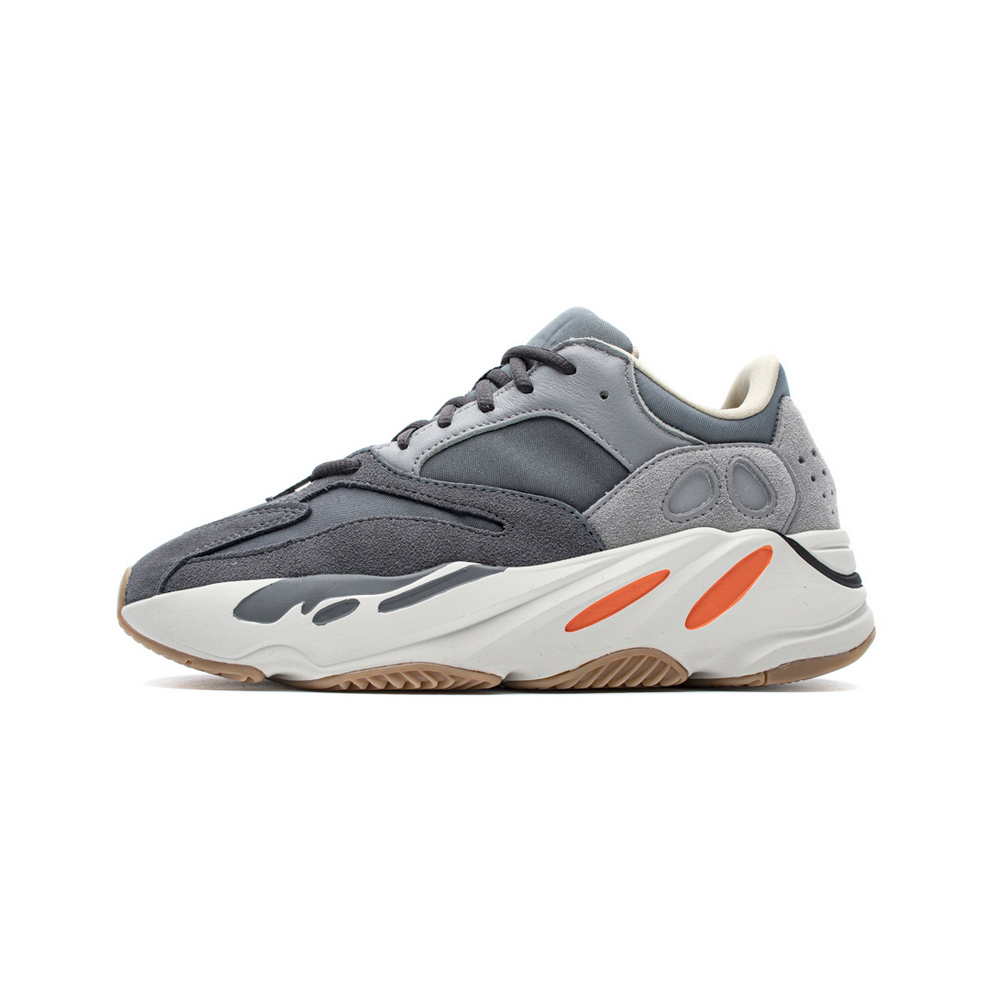 YEEZY Boost 700