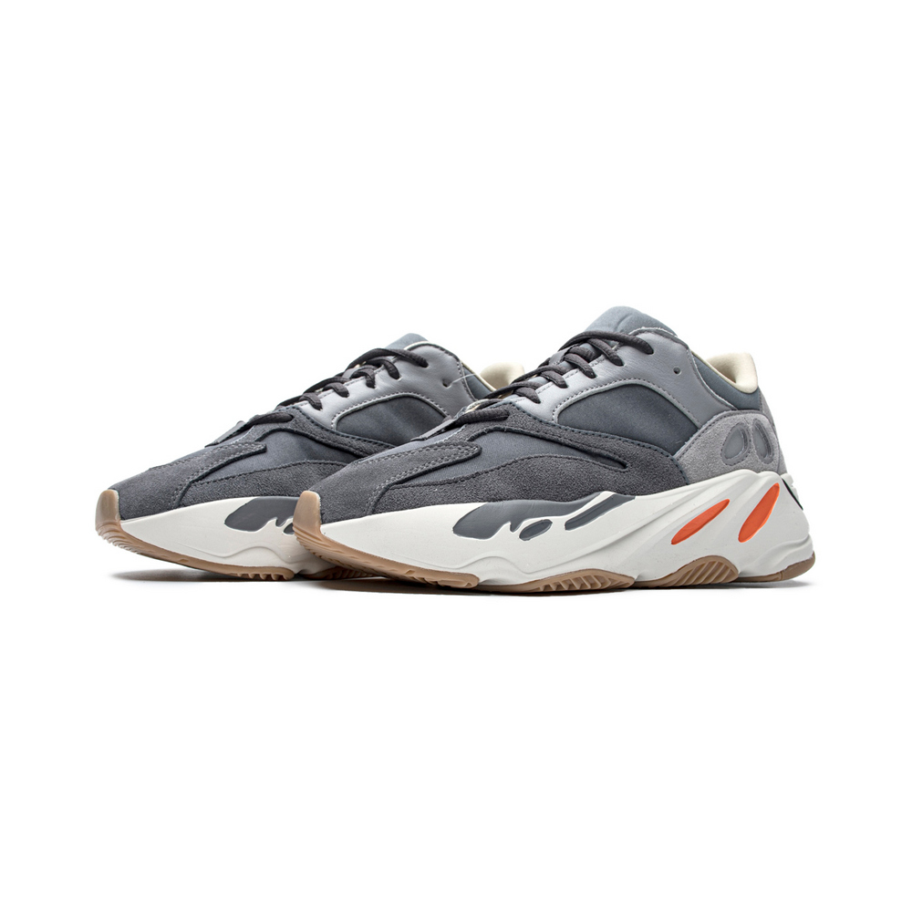 YEEZY Boost 700
