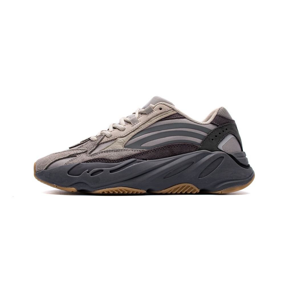 YEEZY Boost 700