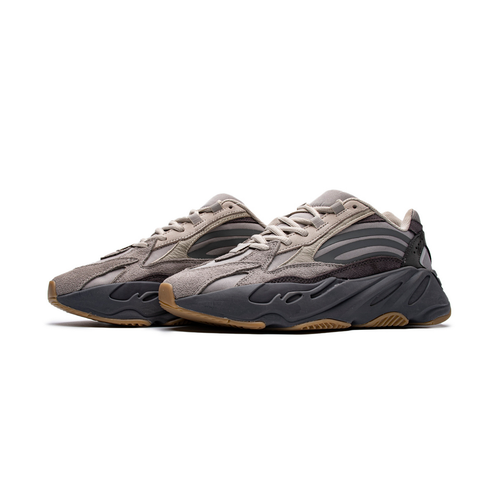 YEEZY Boost 700