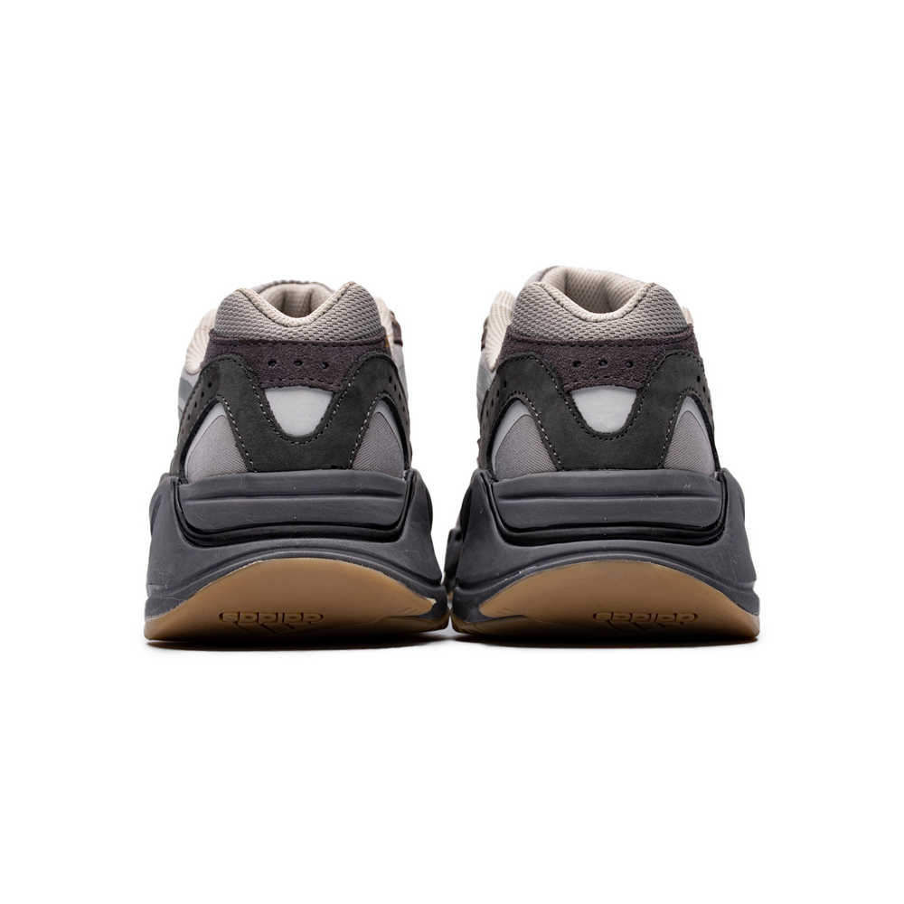 YEEZY Boost 700