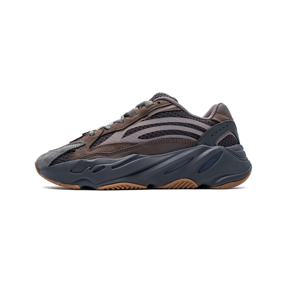 YEEZY Boost 700