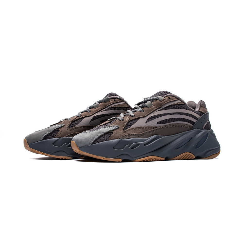 YEEZY Boost 700