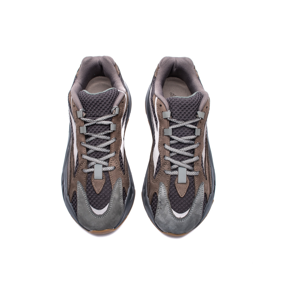 YEEZY Boost 700