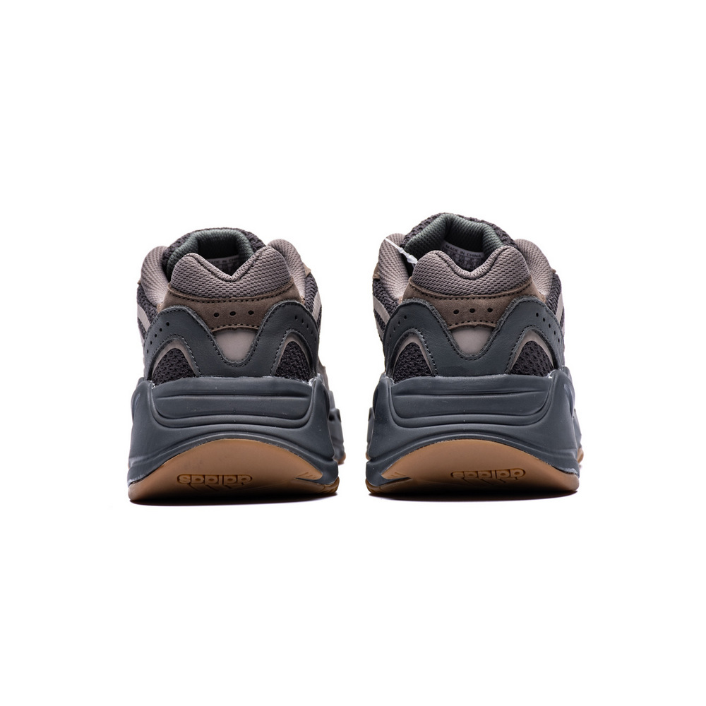YEEZY Boost 700