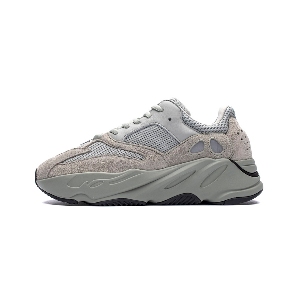 YEEZY Boost 700