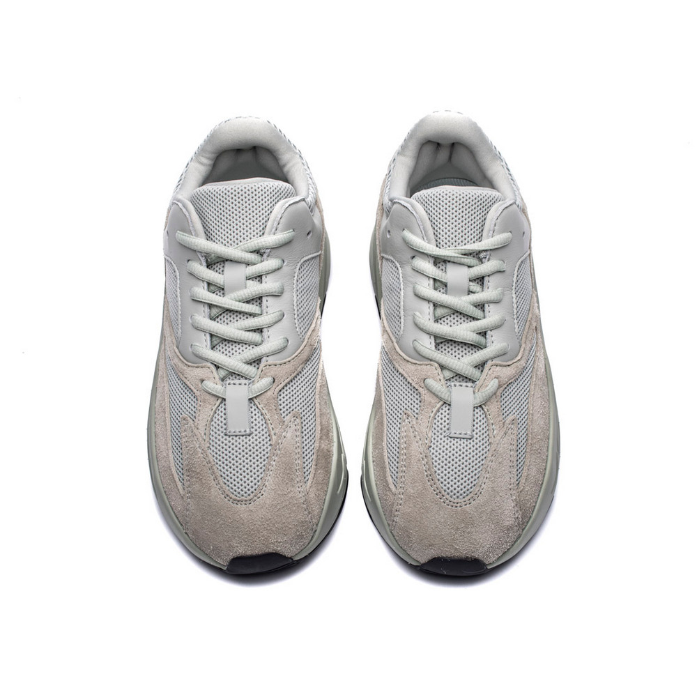 YEEZY Boost 700