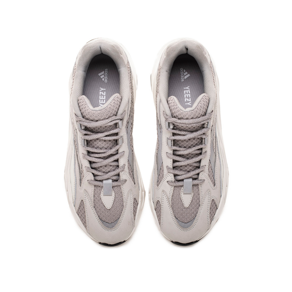 YEEZY Boost 700