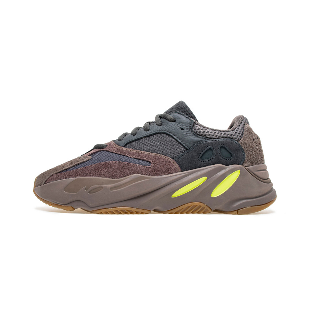 YEEZY Boost 700