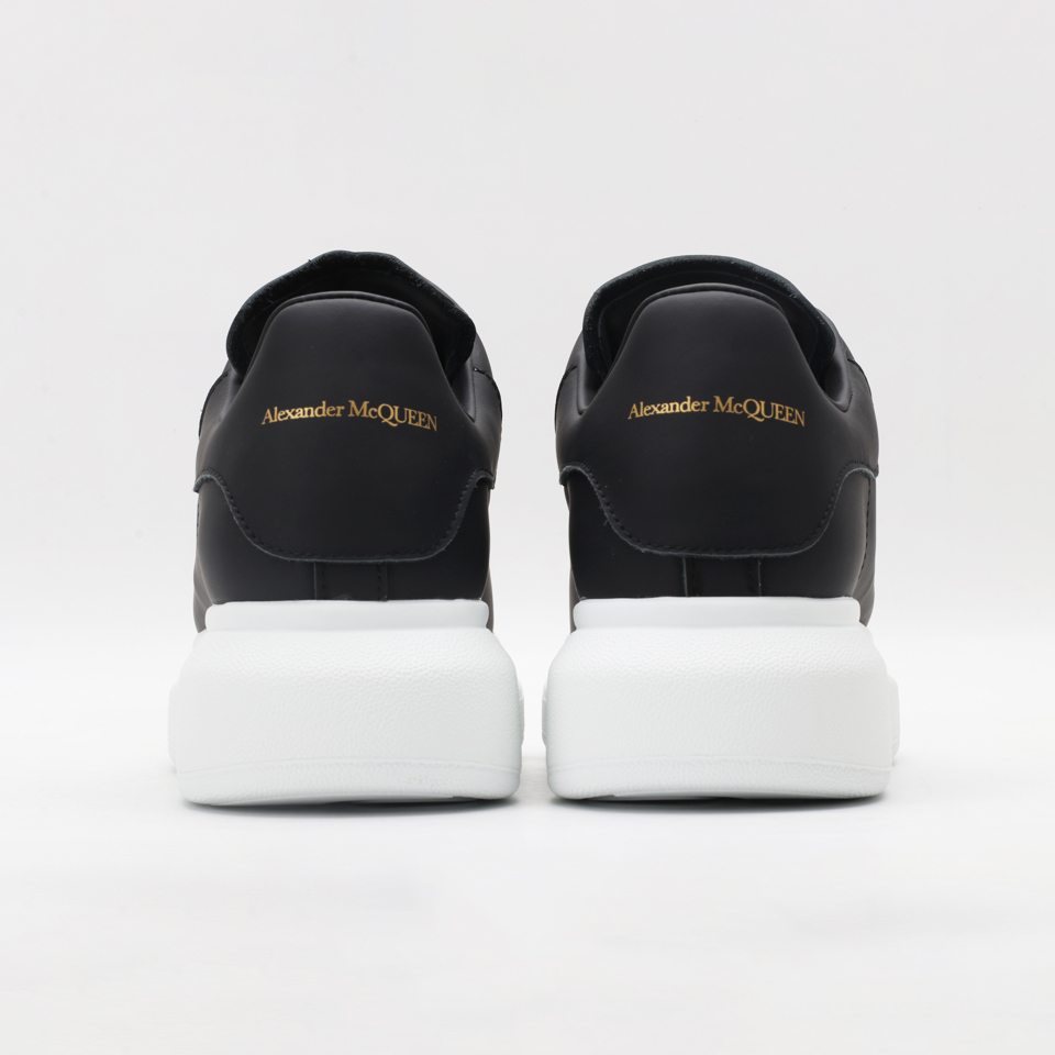 Alexander Mcqueen
