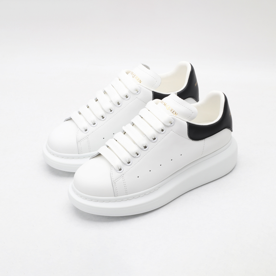 Alexander Mcqueen