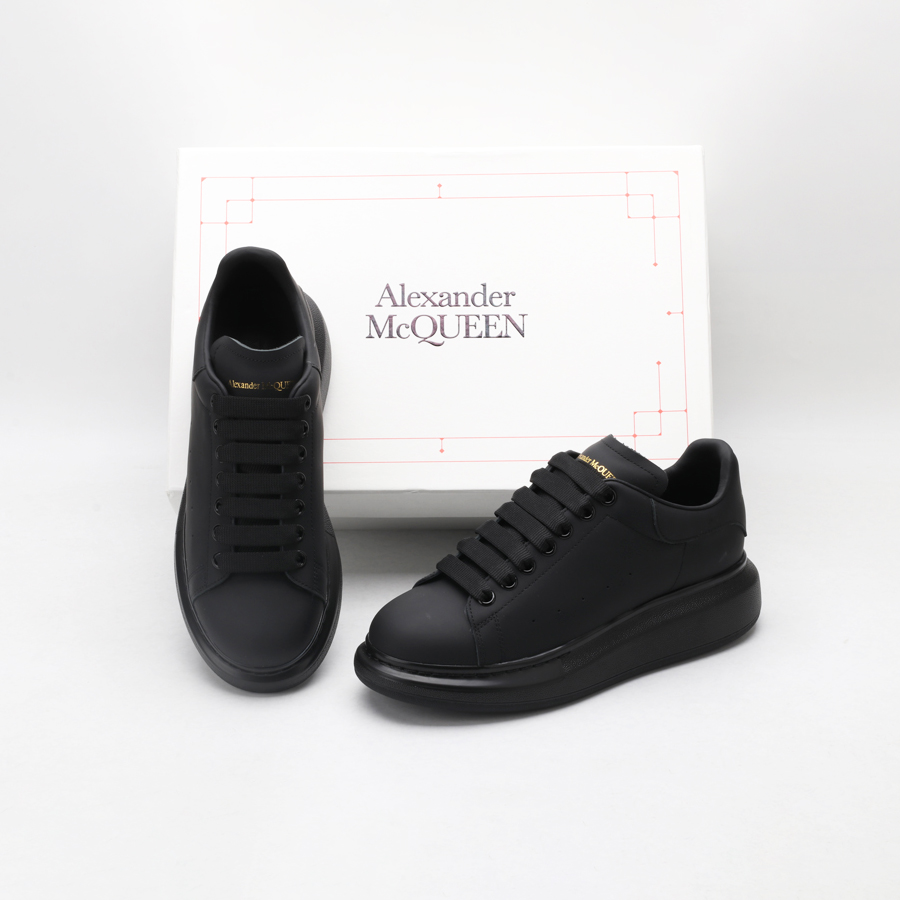 Alexander Mcqueen
