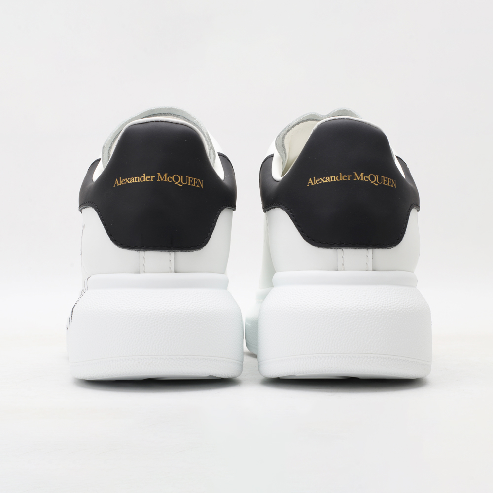 Alexander Mcqueen