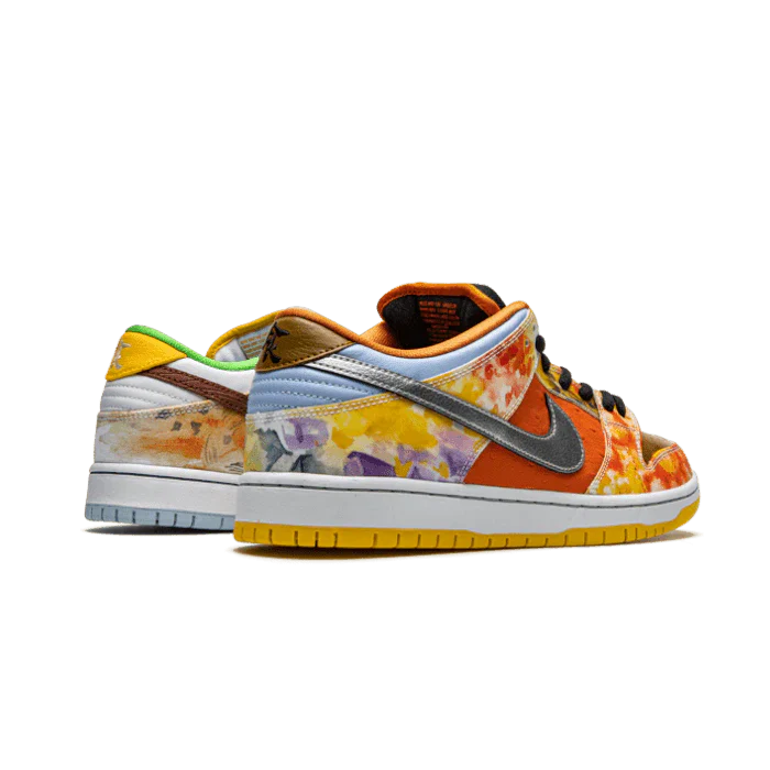 Nike SB Dunk Low Street Hawker 