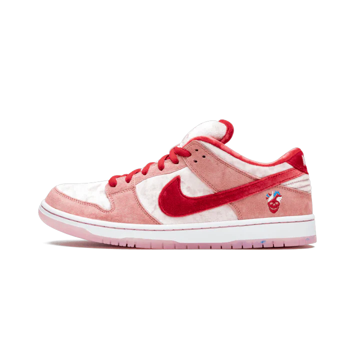 Nike SB Dunk Low StrangeLove Skateboards