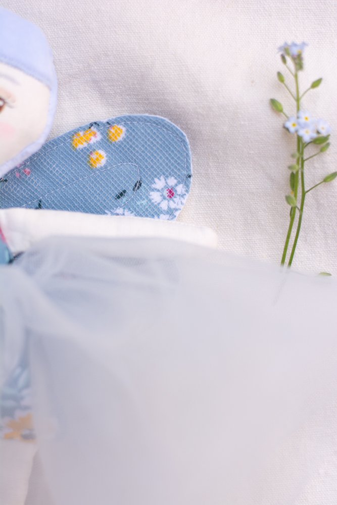 Zănă handmade în nuanţe de albastru