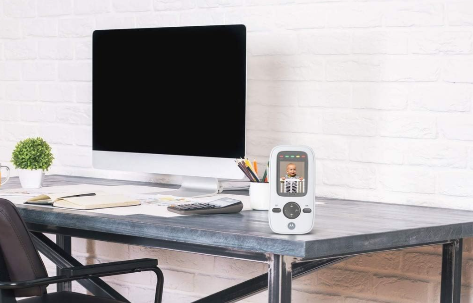 Motorola Babá Eletrônica Mbp481 - Tela De 2'' Zoom Digital E Visão Noturna Infravermelha Branco